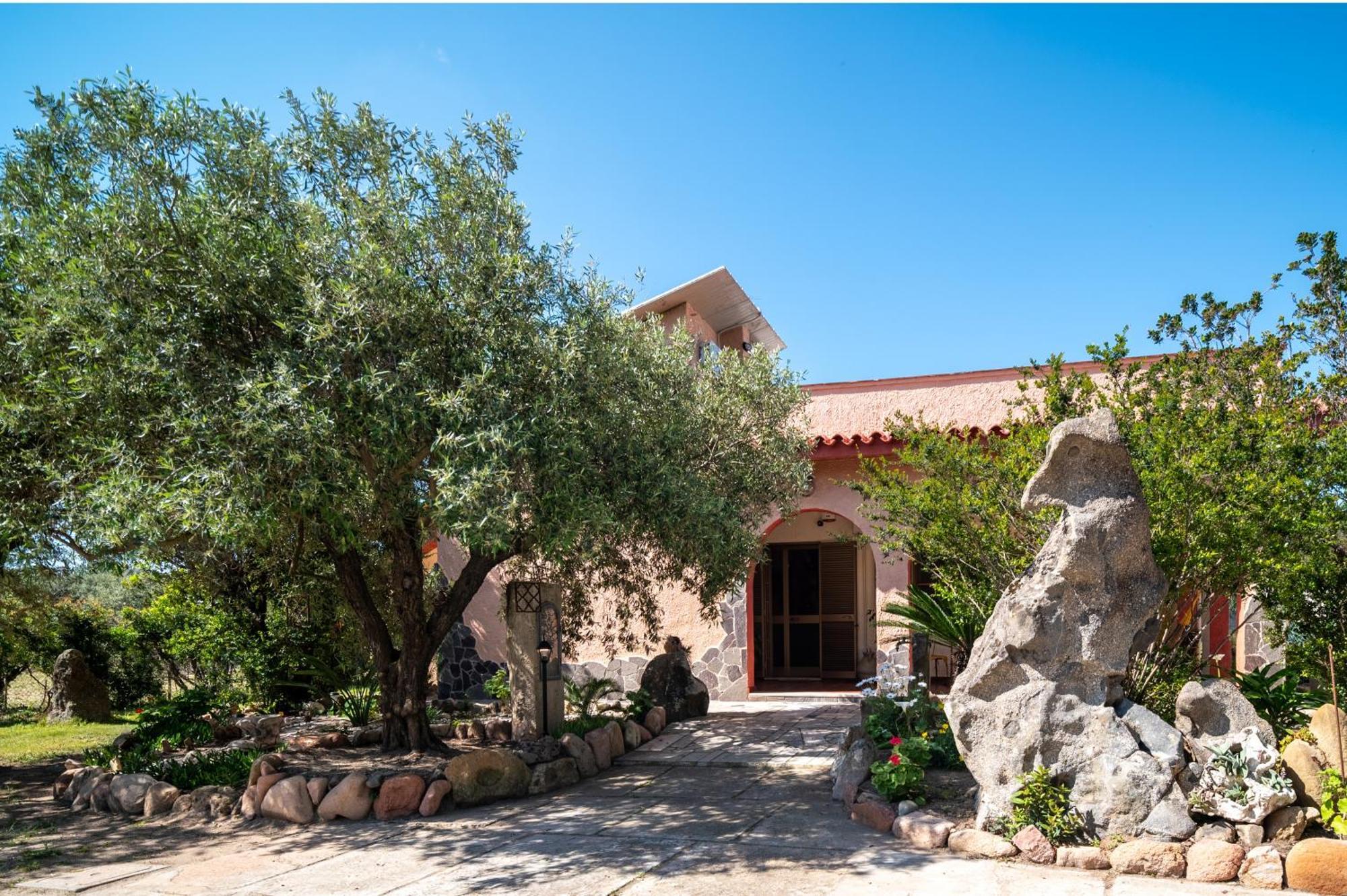 Resonance Experience - Tranquil Room Close To Beaches And Sacred Sites Sant Isidoro  Extérieur photo